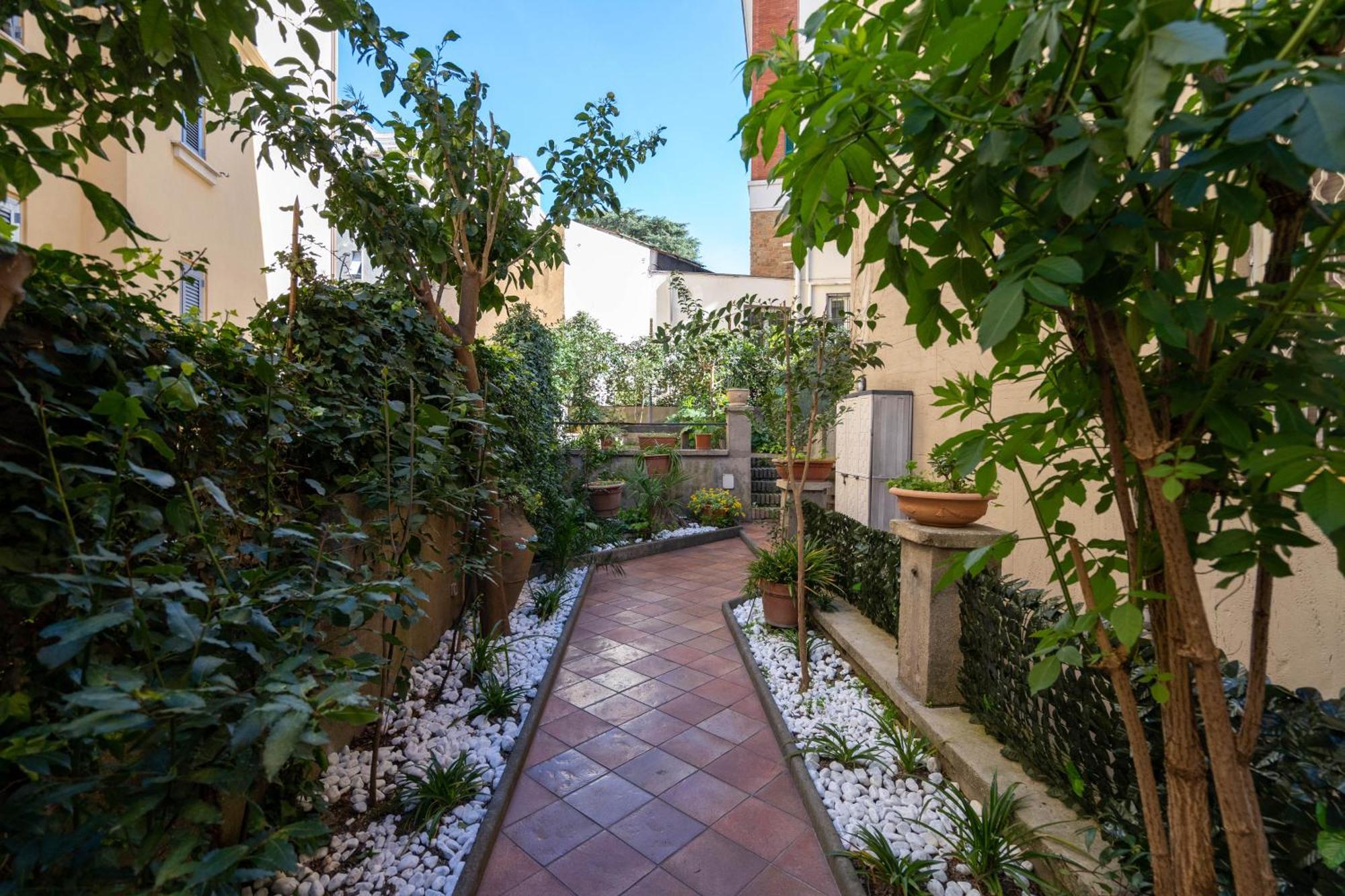 A Due Fermate Dal ColosseoWi-Fi & Netflix Gratis Apartment Rome Exterior photo